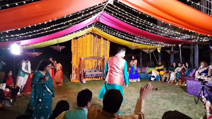 Best Wedding Dance 2016 | Bride & Groom Friends Dance Performance | New Indian Marriage dance