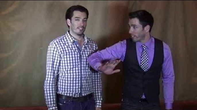 Can Drew Scott or Jonathan Scott Do More Push Ups? See a Friendly Property Brothers Competition!