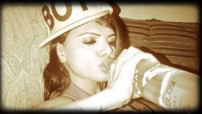 Sherlyn Chopra, Poonam Pandey on a drinking spree before Diwali