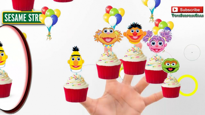Sesame Street Cupcake Finger Family Rhyme Lyrics Ernie and Bert, Muppets Kermit Sesamstrasse Puppen