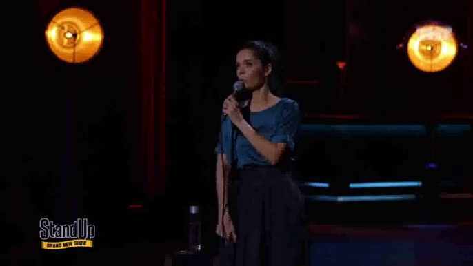 Stand Up: Юля Ахмедова - О том, как водят мужчины и женщины