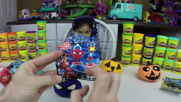 HALLOWEEN PLAYDOH SURPRISE EGGS PUMPKIN FACES Surprises Spider Man Batman SpongeBob Disney Cars Toys