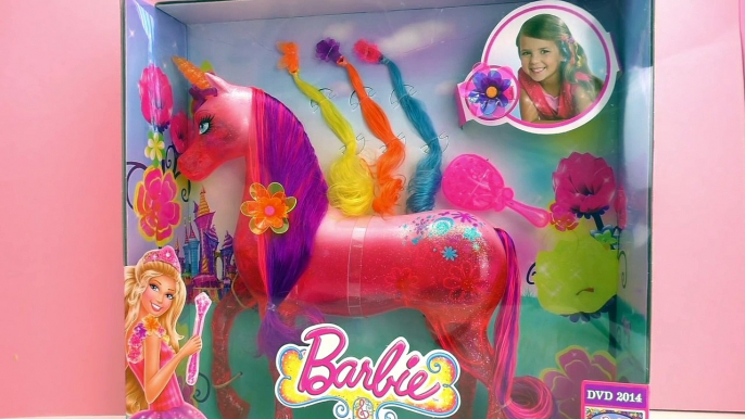 Roze glittereenhoorn | Barbie en de geheime poort | Prinses Alexas rijpaard | Review