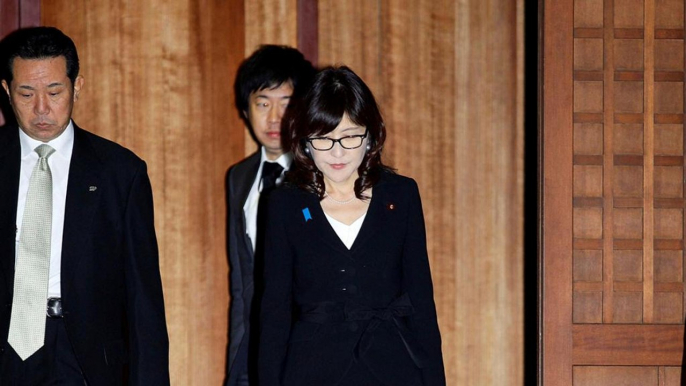 Polémica visita de la ministra de Defensa japonesa al templo de Yasukuni