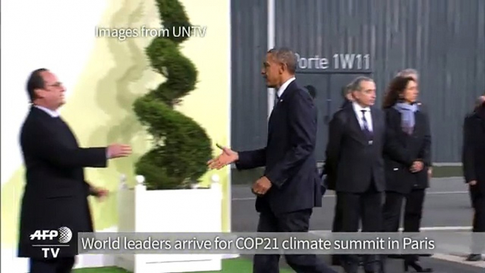 World leaders arrive for COP21 climate summit in Paris[1]