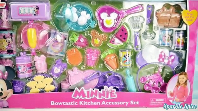 Minnie Mouse bowtastic kitchen accessory set cutting velcro fruit vegetables waffle toy surprise egg