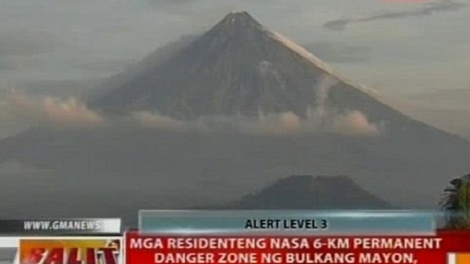 BT: Mga residenteng nasa 6-km permanent danger zone ng Bulkang Mayon, nailikas na