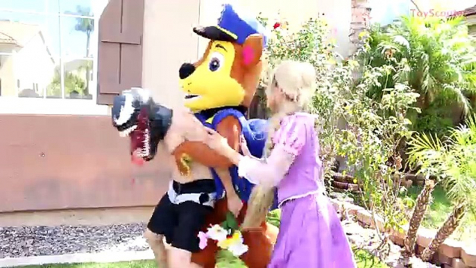 Venom LOVES Princess Rapunzel! w/ PAW Patrol Chase & Mickey Mouse FUNNY Superhero in Real Life