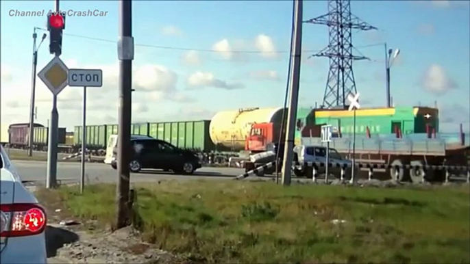 Russian Train Crashes - Car Crash Train Compilation