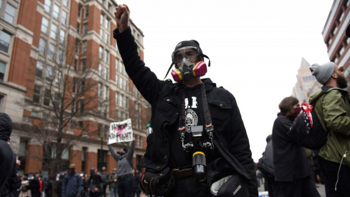 Pageantry meets protests on Inauguration Day in Washington