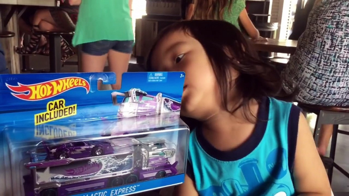 Toy Trucks For Kids - MATCHBOX 2016 9 Car Gift Pack MBX Train HOT WHEELS Galactic Express Semi Truck