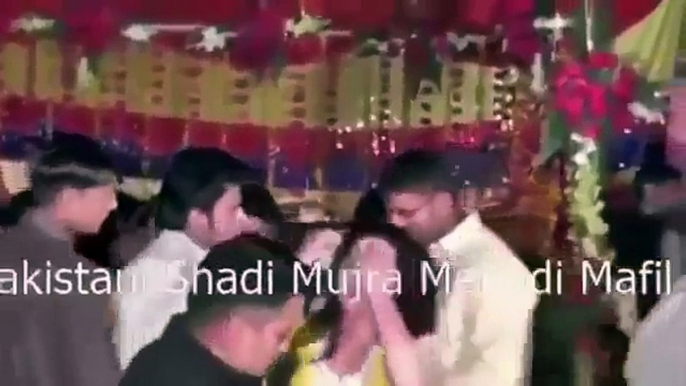 hot punjabi private mujra dance 2016