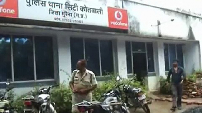 Police Caught Call Girls Racket From A House of Morena - Madhya Pradesh