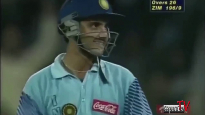 Sourav Ganguly Hits 3 Sixes and ball lost every time