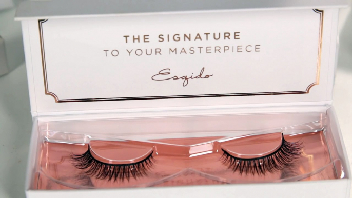 Women Wear False Eyelashes For A Day • Ladylike-z9KGh0LmO-0