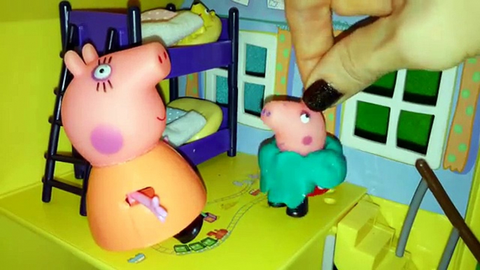 ЧЕЛЛЕНДЖ ОДЕЖДА. СВИНКА ПЕППА. Peppa Pig changing clothes Свинка Пеппа Переодевание Видео для детей