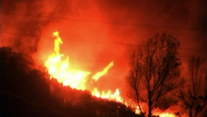 Hundreds evacuated as wildfires spread in New Zealand