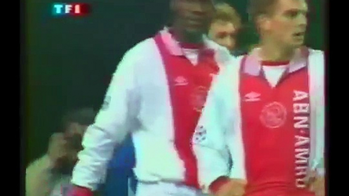 20.11.1996 - 1996-1997 UEFA Champions League Group A Matchday 5 AFC Ajax 1-2 AJ Auxerre