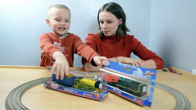 Thomas and Friends TrackMaster Emily Rheneas Ferdinand Dash Toy Train Unboxing