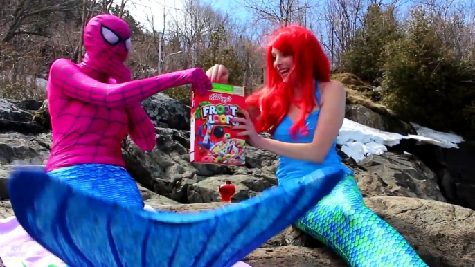 Spiderman vs Poison Ivy! w/ Frozen Elsa Pink Spidergirl Joker Superman Funny Superhero Vid