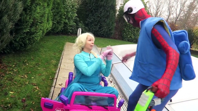 SPIDERMAN NEEDS DOCTOR BABY! w/ Frozen Elsa Joker Anna Bloody Hulk Babies Superheroes Fun