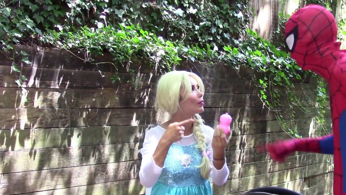 Frozen Elsa Spiderman vs Hotsauce big mac w Joker snow white baby doctor ariel mermaid