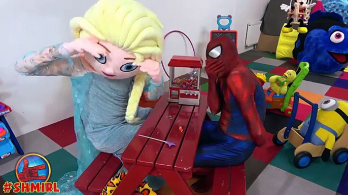 Superheroes Dancing in a car in 4k Off road w/ Frozen Elsa Green Spiderman Superman Snow W