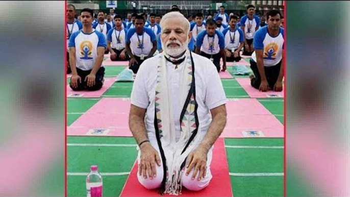 PM Modi in Rishikesh, addressing International Yoga Festival | Oneindia News