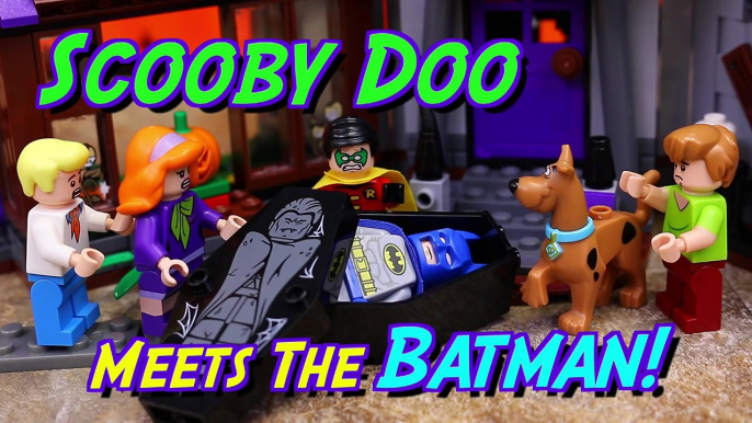 Scooby Doo Lego Mystery Mansion Finds Robin and Batman Legos with Shaggy Freddy Daphne and Velma-3igMb5