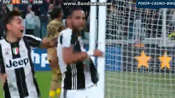 Medhi Benatia GOAL - Juventus 1-0 Milan - 10.03.2017