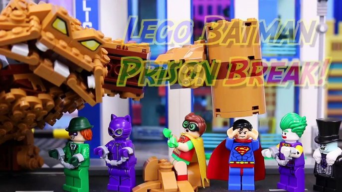 Lego Batman Movie Superman Fights Clayface Arrests Joker with Penguin Catwoman Riddler Rescues Robin-DVrizvSyNjQ