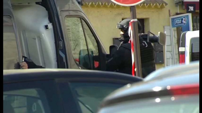 Fusillade dans un lycée de Grasse : Hollande rappelle sa volonté de "maintenir l'état d'urgence"