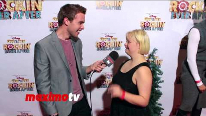 Lauren Potter Interview "Disney On Ice presents Rockin' Ever After" Red Carpet - GLEE