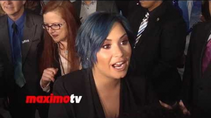 Demi Lovato "I Hate Posing For Paparazzis On The Red Carpet"  - Frozen Premiere