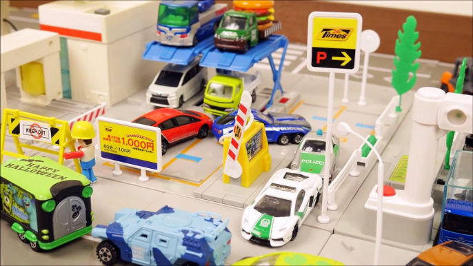 トミカ 魔法の駐車場 コマ撮り トミカタウン ／ Tomica, Tomica town, The magical parking, Stop motion M