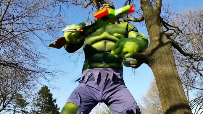 Incredible HULK vs ZOMBIE Horse Army IRL - Nerf War - Superhero Movie In Real Life - Marvel-V4Jhhz