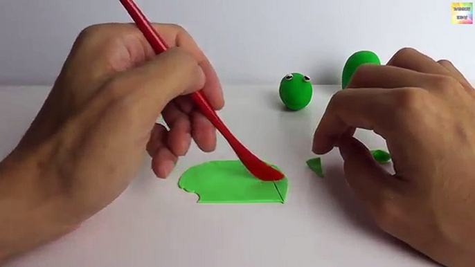 Learn how to make Kermit the Frog from Sesame Street with Play Doh