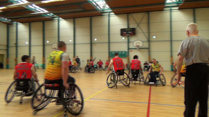 3éme quart temps Match basket fauteuil Troyes Amiens du 19 Mars 2017