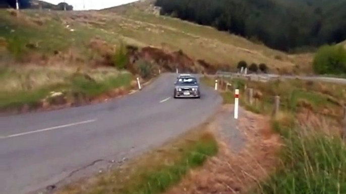 BMW E30 325i & AE86 Levin Drifting with crash.. fail.