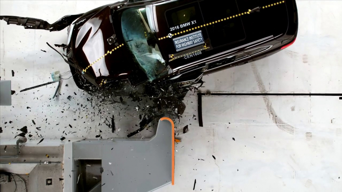 2016 BMW X1 small overlap IIHS crash test http://BestDramaTv.Net