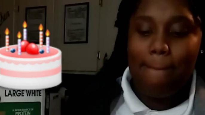 JUST A QUICK HAPPY BIRTHDAY TO KAYLA_ BIRTHDAY CAKE _MUKBANG _ EATING SHOW-2EqSyxfr