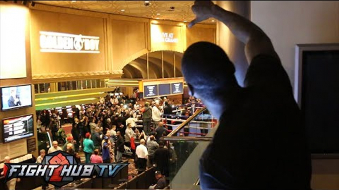 Deontay Wilder & fans at MGM heckle Bermane Stiverne at grand arrivals