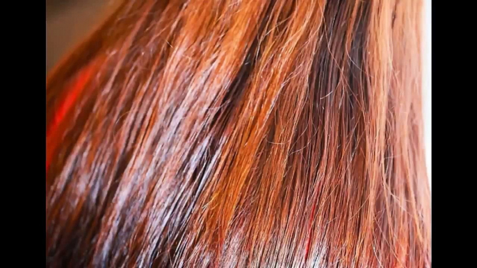 How to Apply Highlight and Lowlight Foils to Hair