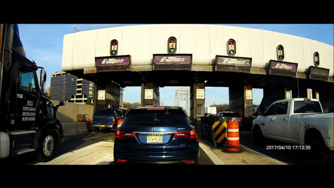 Scary GW Bridge Crossing in NYC. White Pickup Truck and Semi Truck collision.