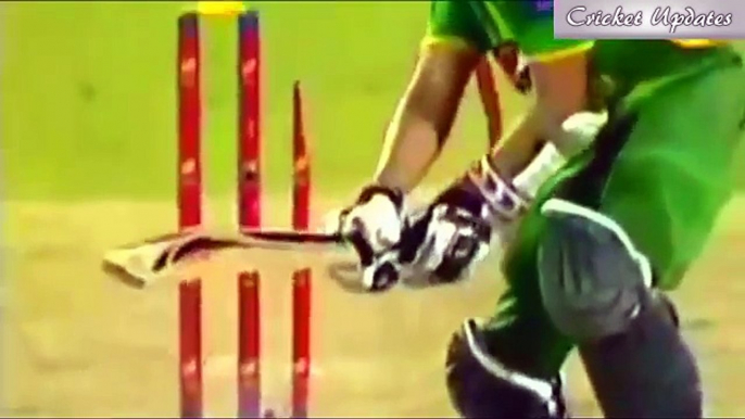 Best Destructive Pace Bowling in Cricket ● Stumps Broken ● Stumps Flying in Air ●