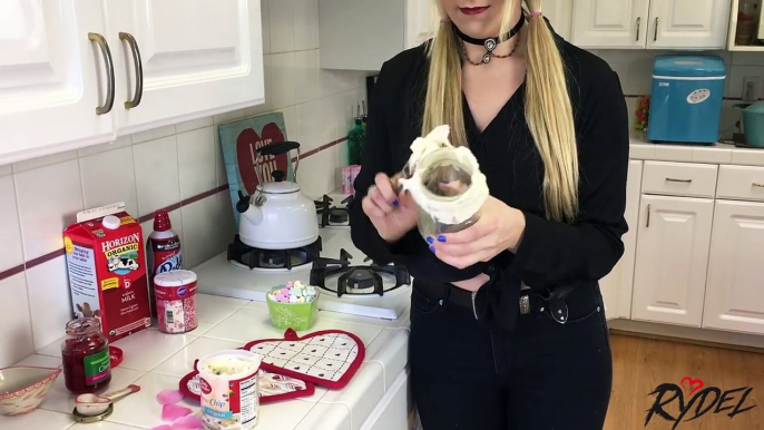 Cerise célèbre lyncher Valentin Les milk-shakes de rydel rydel 2017