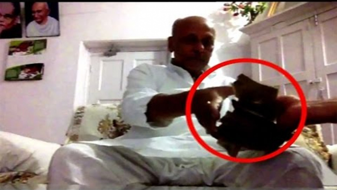 JDU Minister Awadhesh Kushwaha Sting Video of taking bribe goes viral