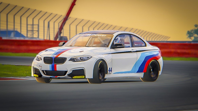 BMW M235i Racing Onboard Laptime Video 1.13.508 @ Silverstone International | Assetto Corsa Gameplay