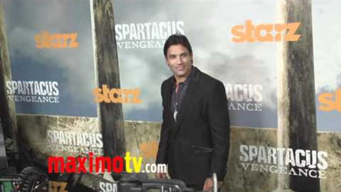 Manu Bennett // "Spartacus: Vengeance" Premiere ARRIVALS