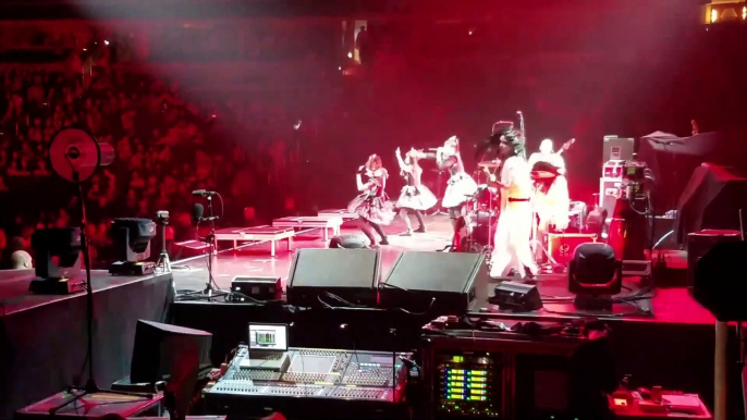 BABYMETAL – Gimme Chocolate!!  [Verizon Center] USA